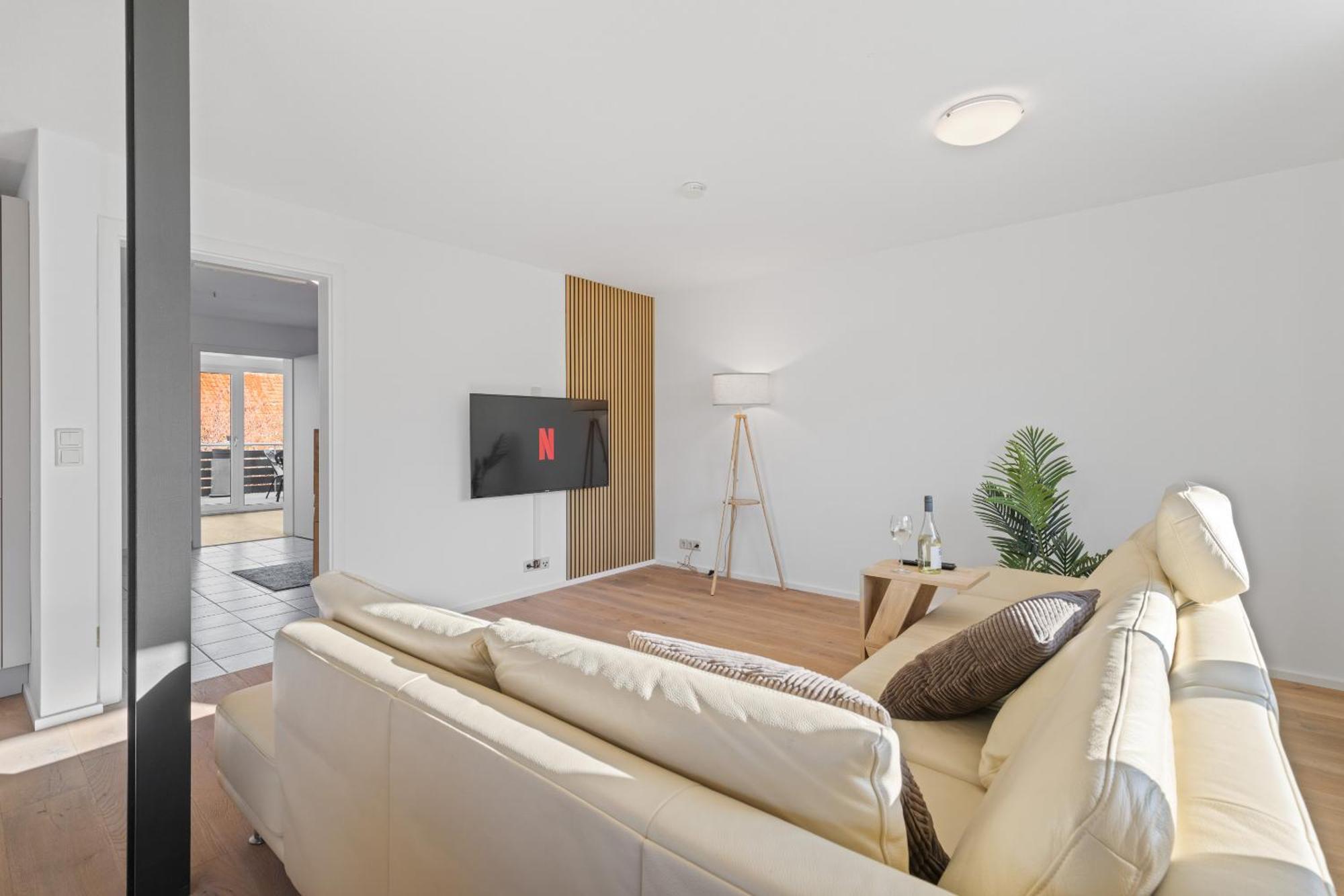 Goldcream Suites - Modern - Netflix - Free Parking Günzburg Zewnętrze zdjęcie