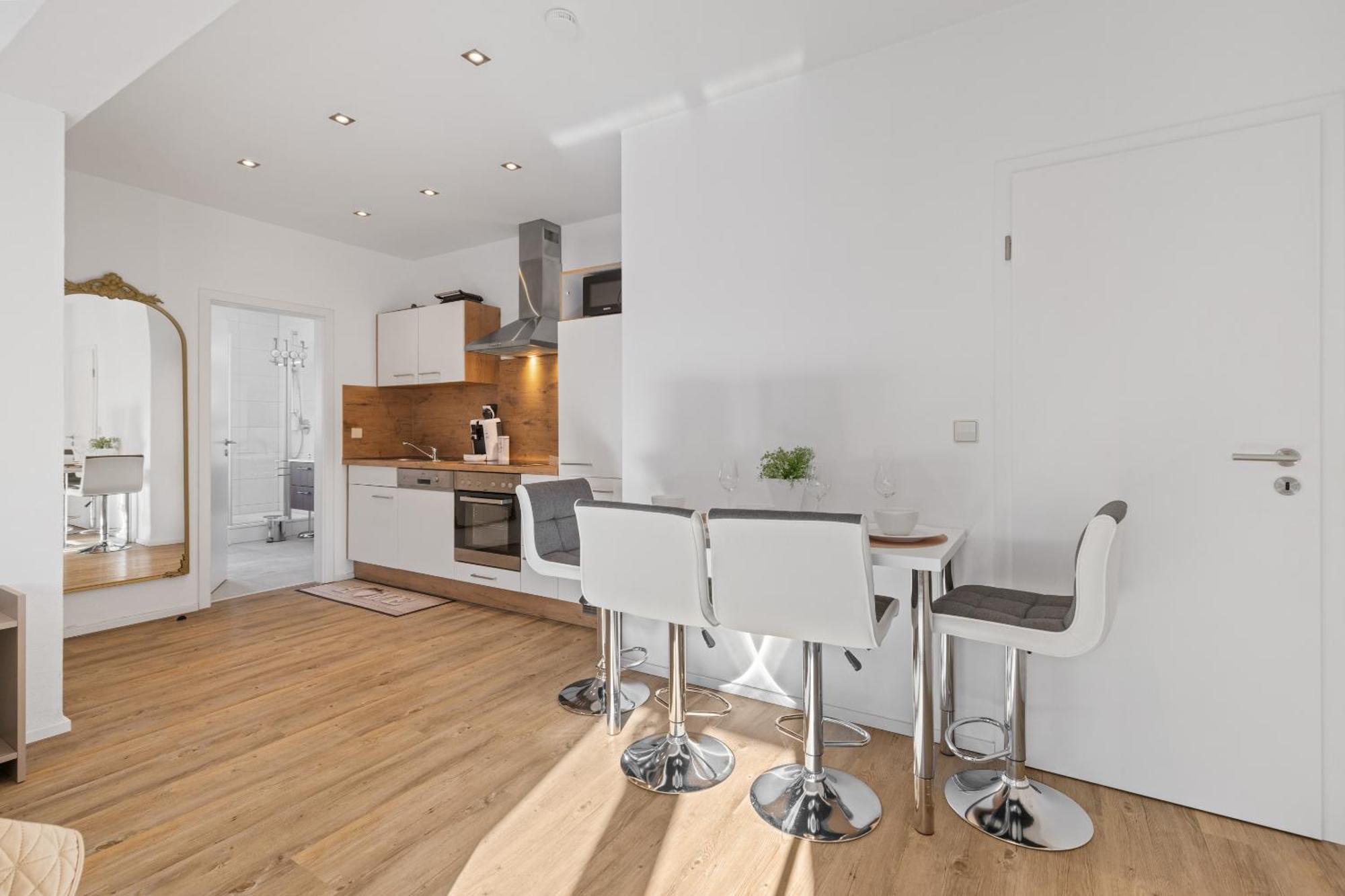 Goldcream Suites - Modern - Netflix - Free Parking Günzburg Zewnętrze zdjęcie